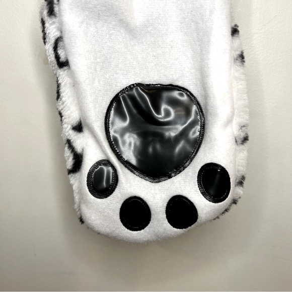 White Leopard Animal Hat with Mittens - Toddler Young Child OS fits most - NWOT - Picture 5 of 10